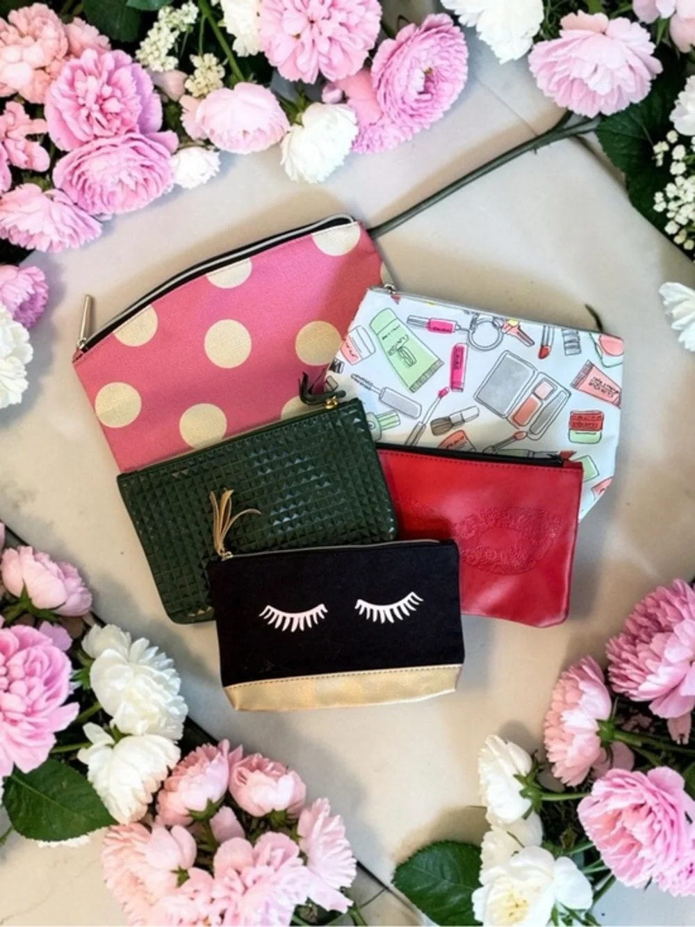 🫶🏻 Assorted Women’s Cosmetic Pouches
